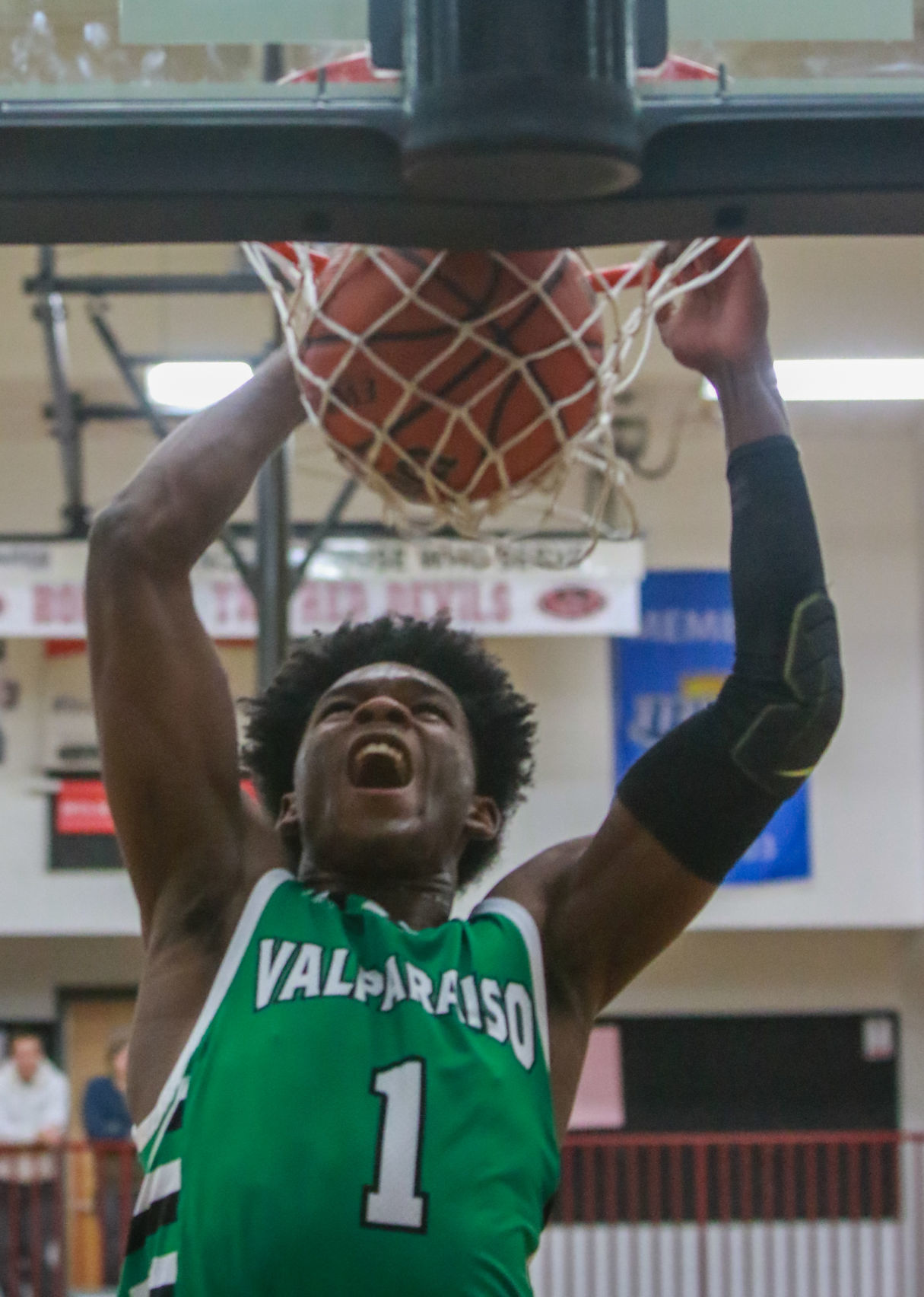Boys basketball - Valparaiso at Lowell